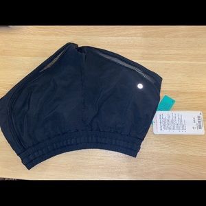 Lululemon Make a Move short Brand New